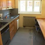 Aiiny Apartment