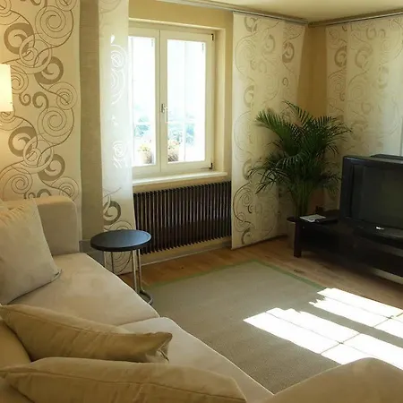 Aiiny * גרינדלוולד